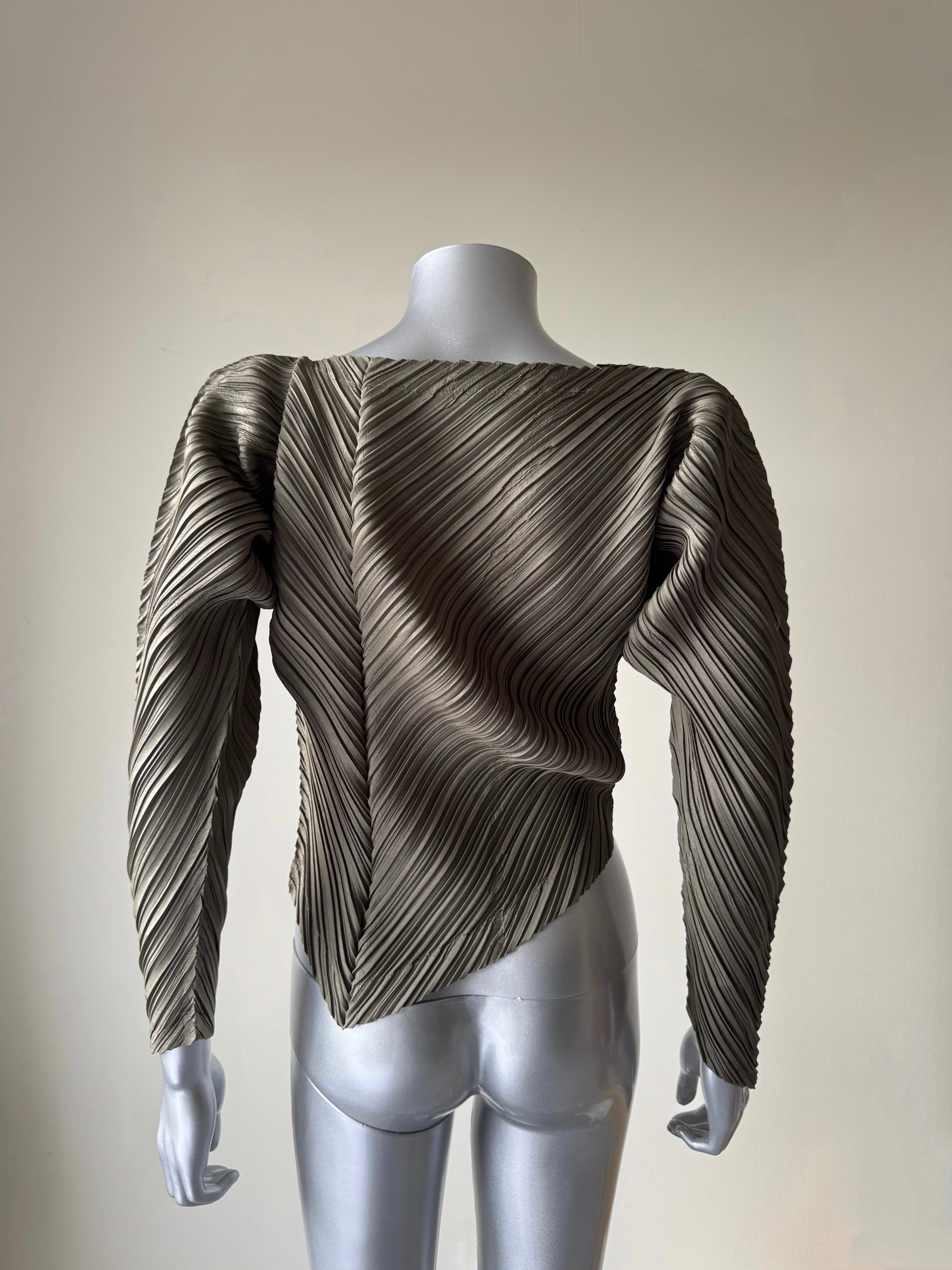 ISSEY MIYAKE 80s OLIVE PLEATED TOP