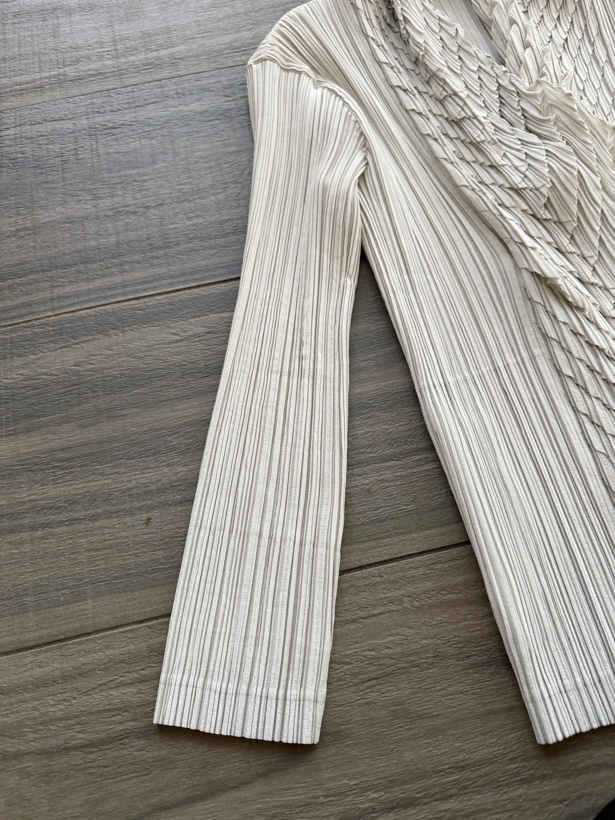 ISSEY MIYAKE S/S 2010 CHEVRON PLEATED CARDIGAN