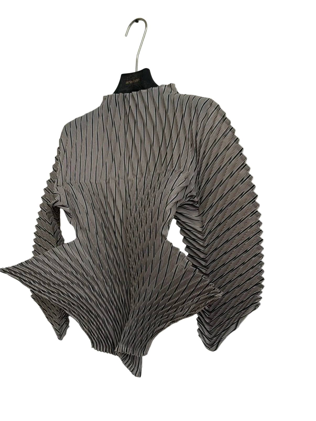 ISSEY MIYAKE GENERIC STRIPES HAND PLEATS TOP