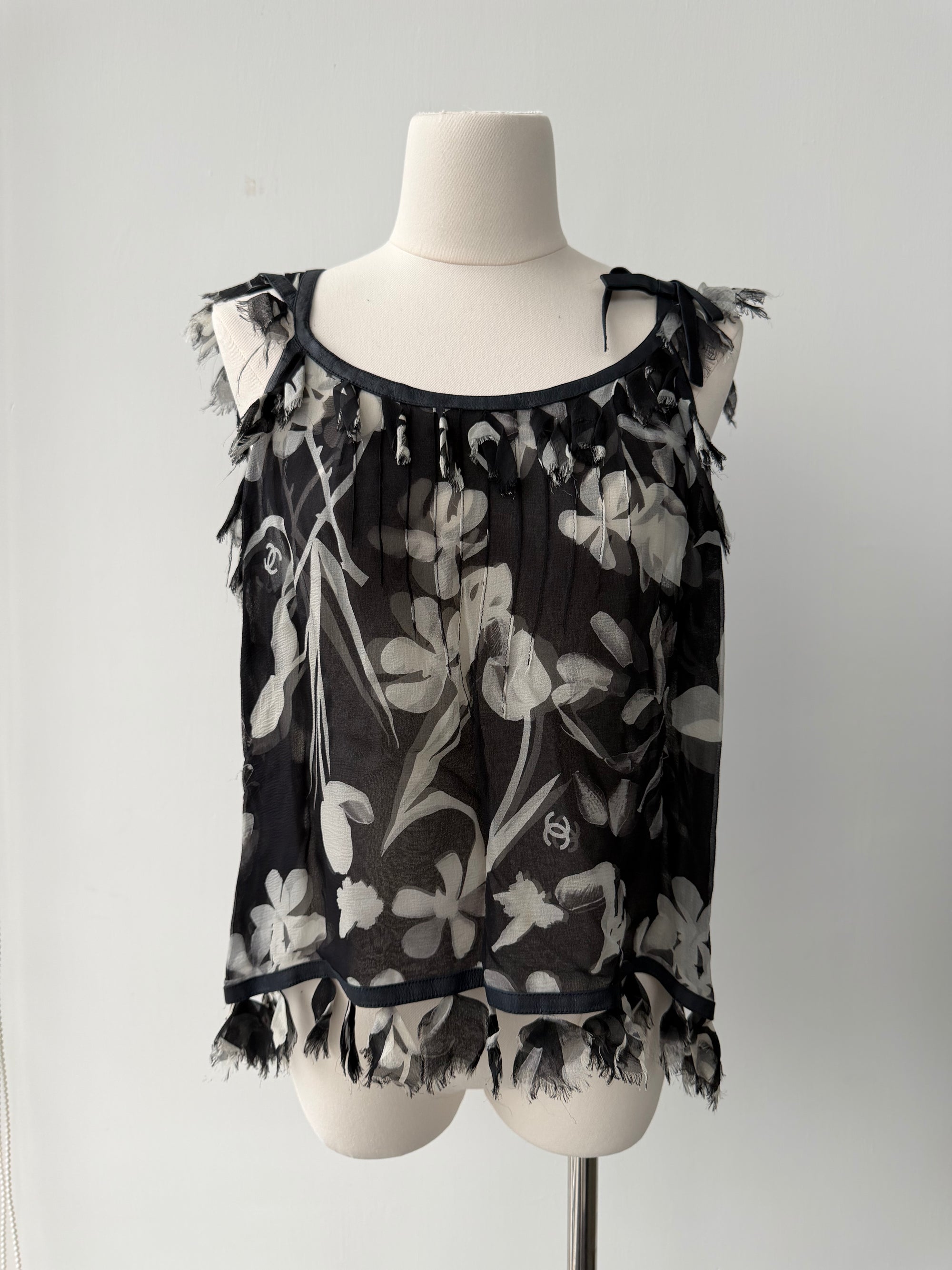 CHANEL S/S 2004 SILK CHIFFON TOP
