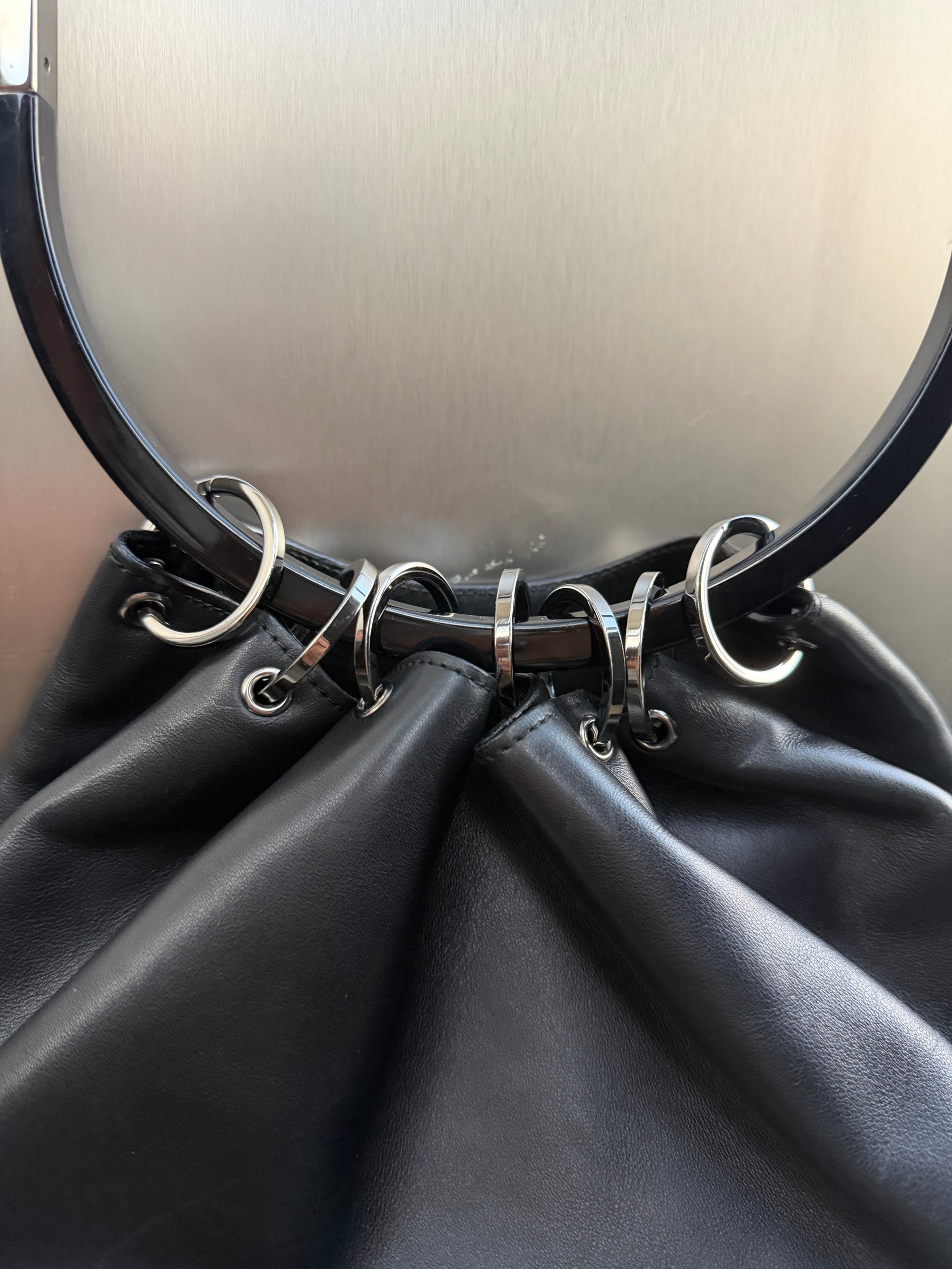 GUCCI BY TOM FORD F/W 1999 RING LEATHER BAG