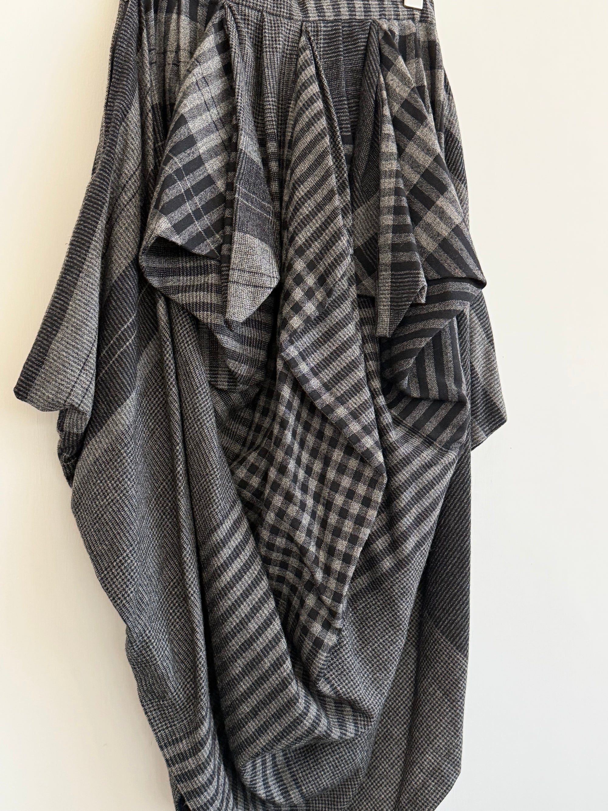 ISSEY MIYAKE SPORTS 80s WOOL SKIRT