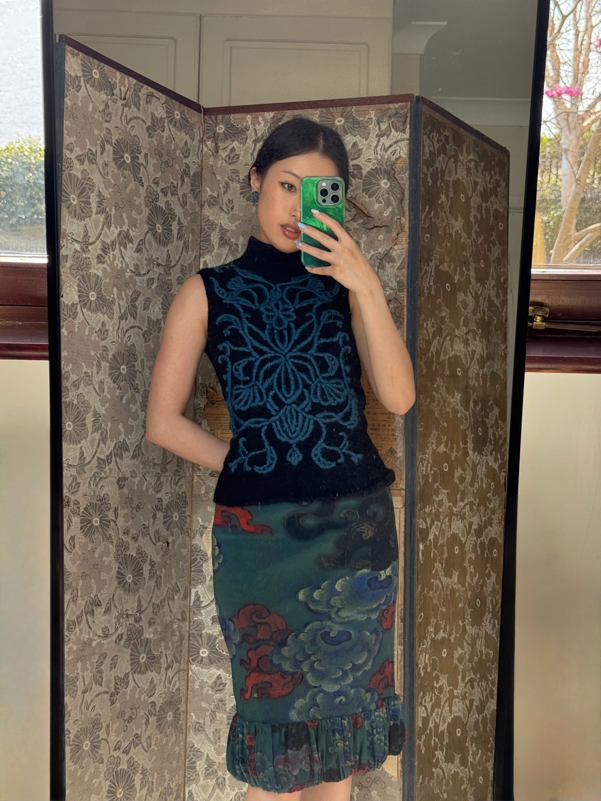 VIVIENNE TAM 00s CHINESE CLOUD MESH SKIRT