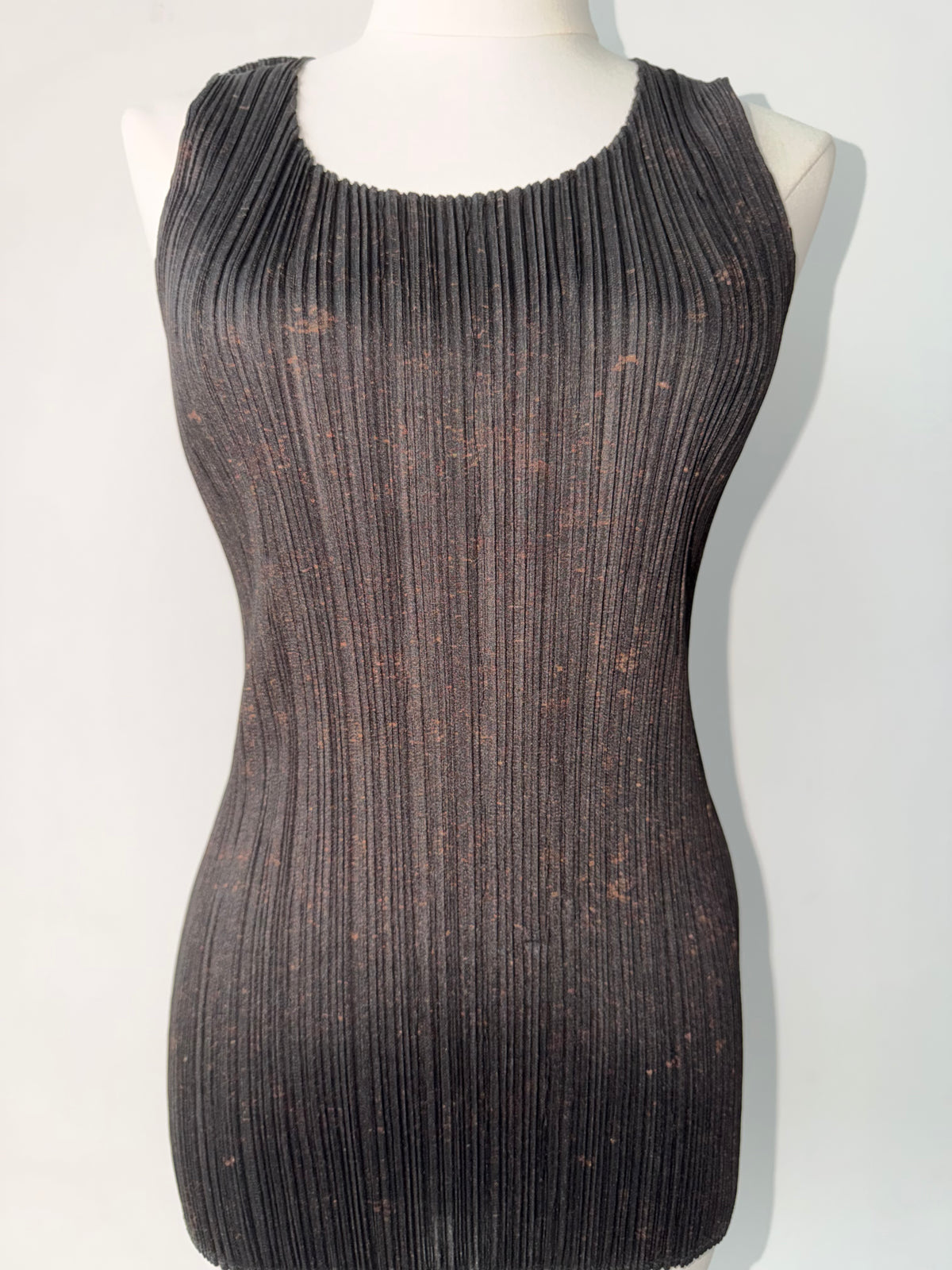 PLEATS PLEASE S/S 1999 CAI GUO QIANG GUNPOWDER TOP