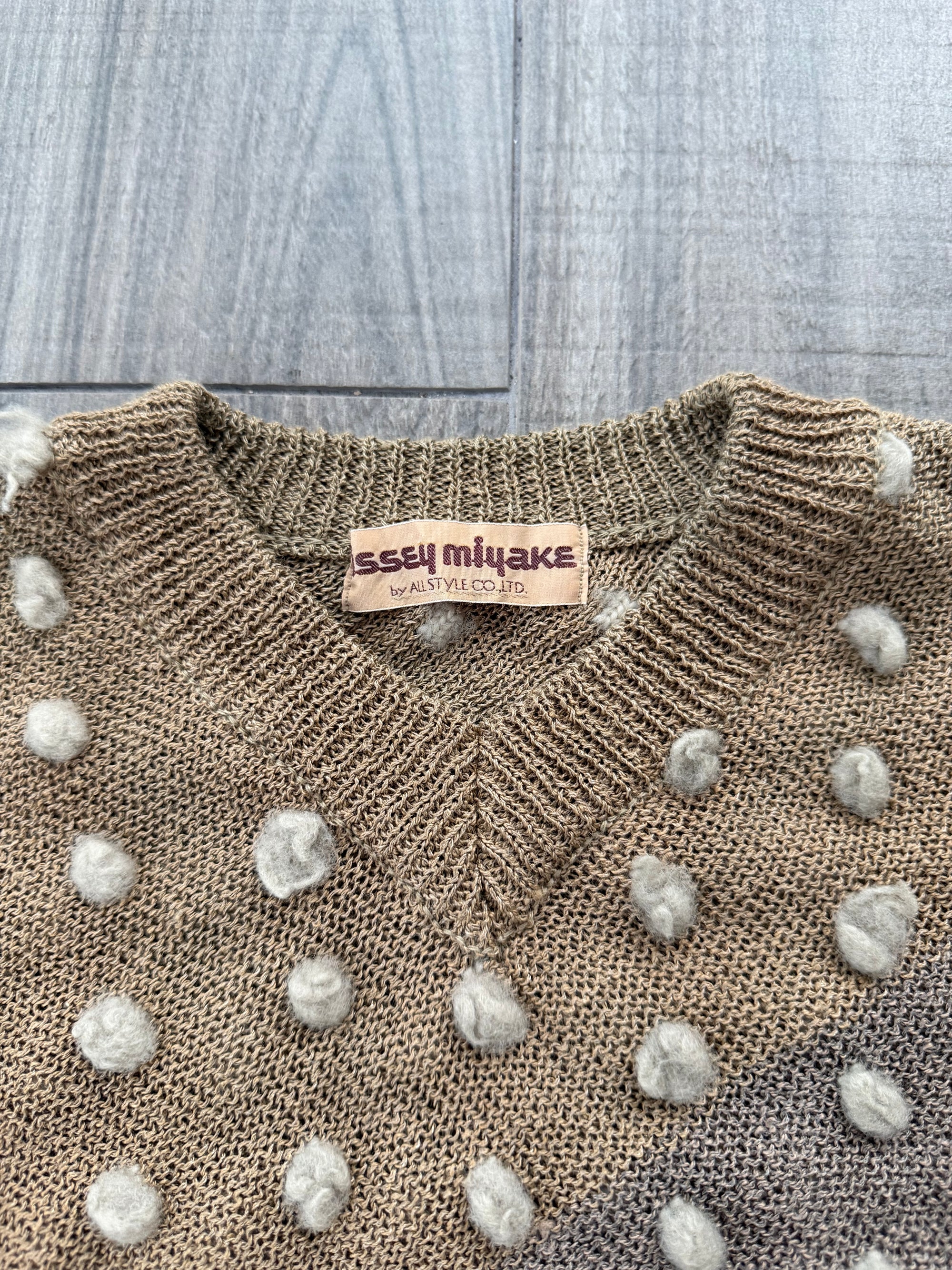 ISSEY MIYAKE 70s BATWING BOBBLES SWEATER