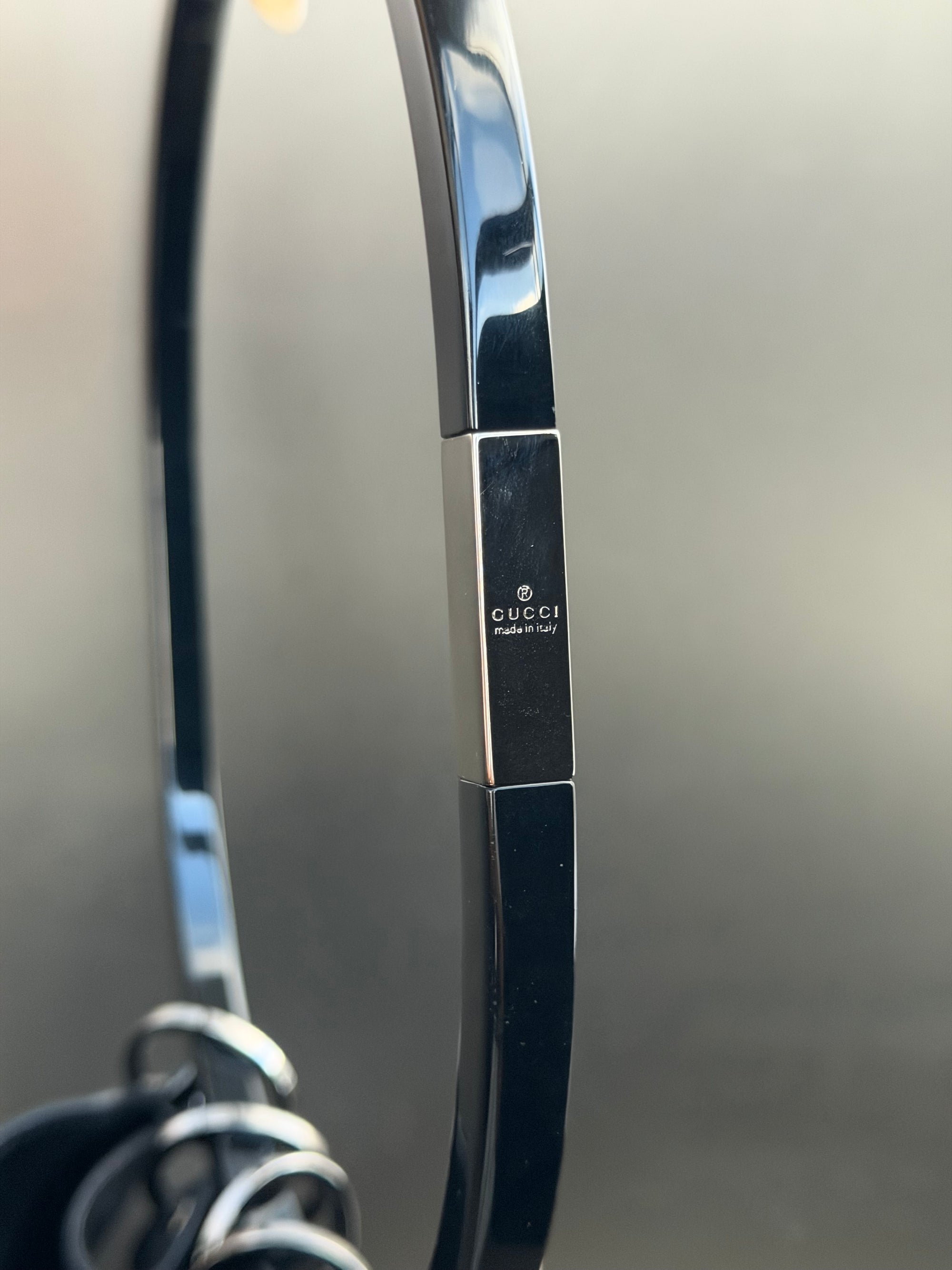 GUCCI BY TOM FORD F/W 1999 RING LEATHER BAG