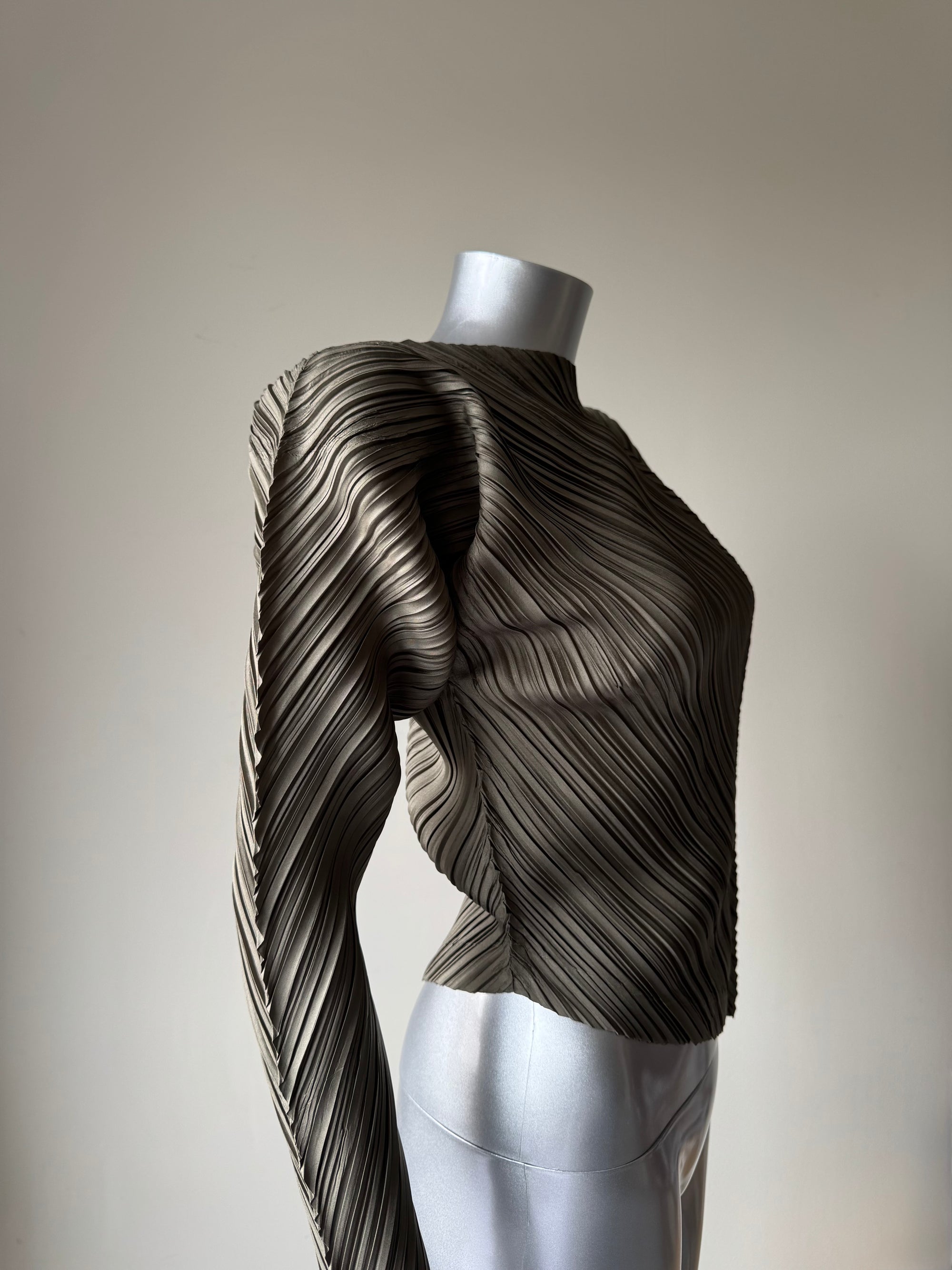ISSEY MIYAKE 80s OLIVE PLEATED TOP