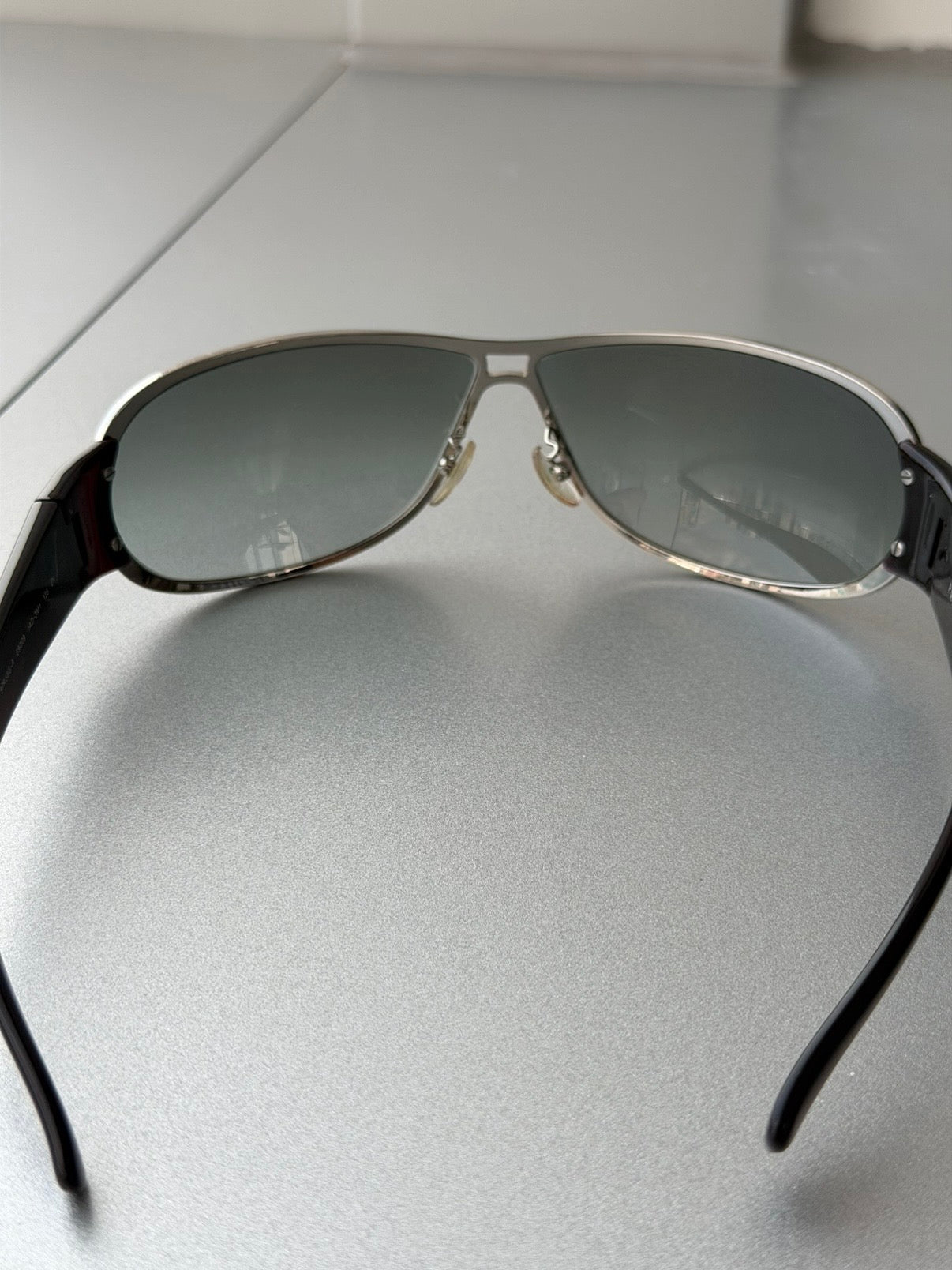PRADA 00s FLOWER LOGO SUNGLASSES