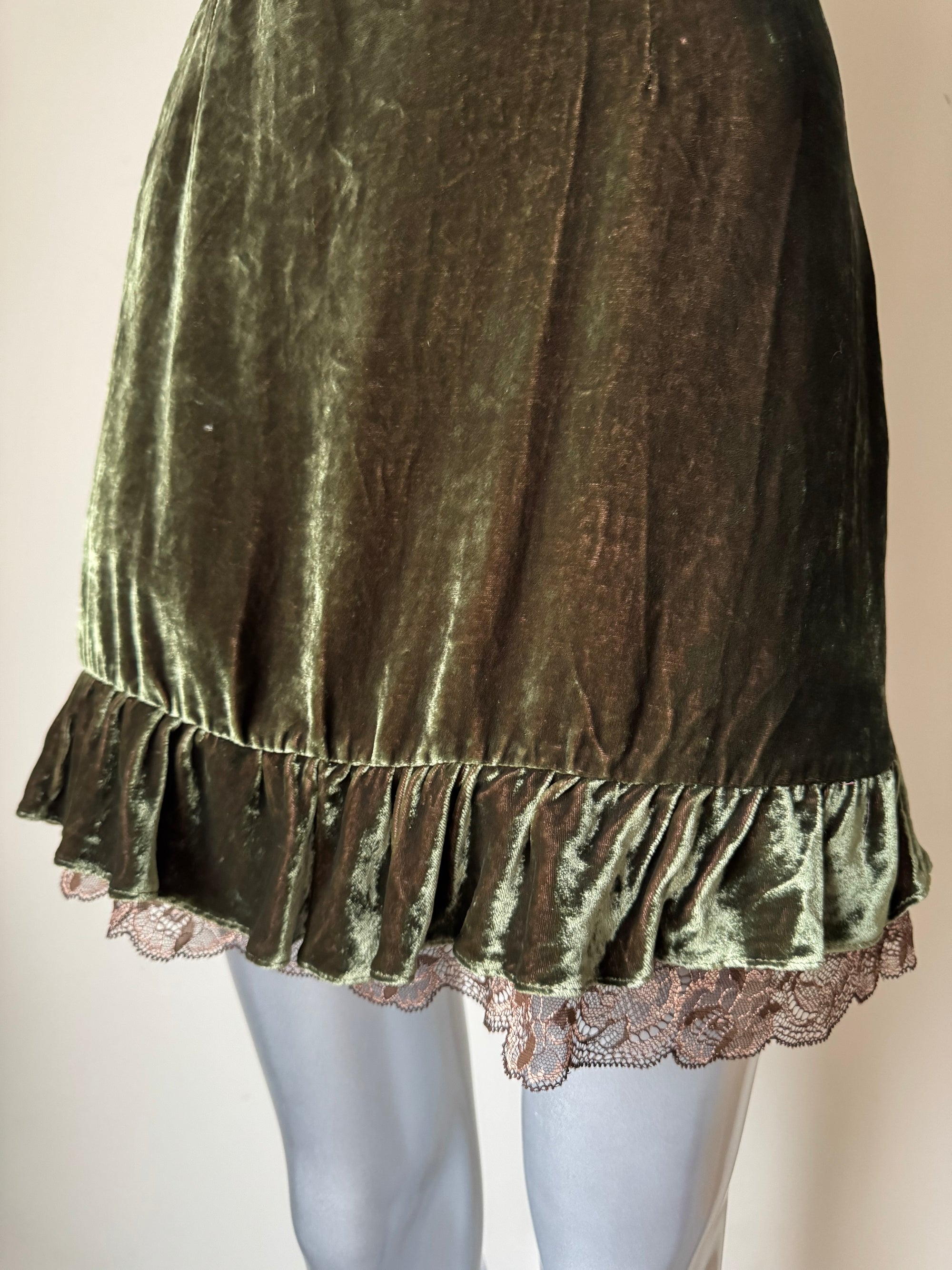 DOLCE AND GABBANA FALL 2006 VELVET SLIP DRESS
