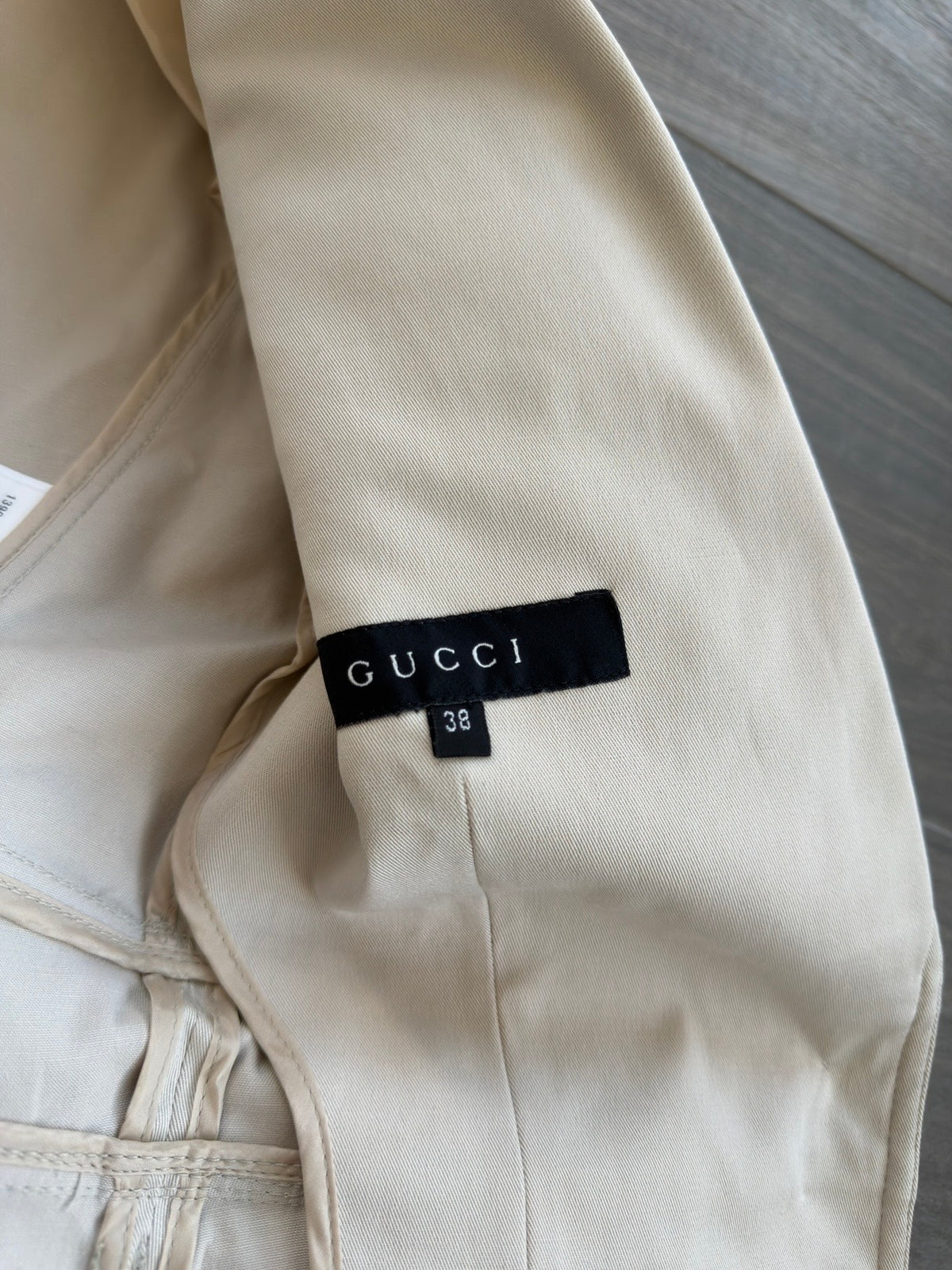 GUCCI BY TOM FORD S/S 2003 SAFARI BELTED BLAZER