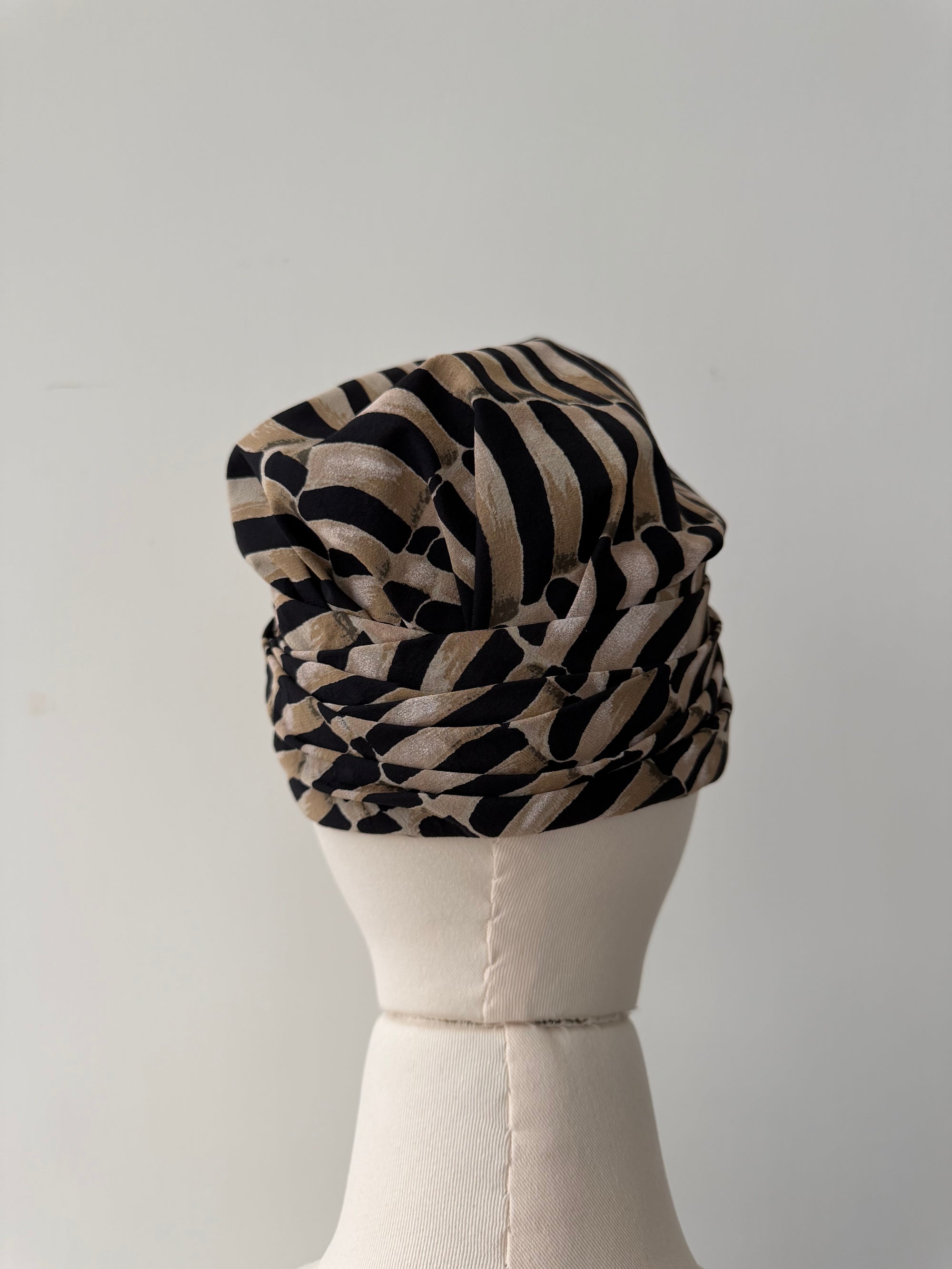 BALENCIAGA BY NICOLAS GHESQUIERE F/W 2009 SILK SET+TURBAN