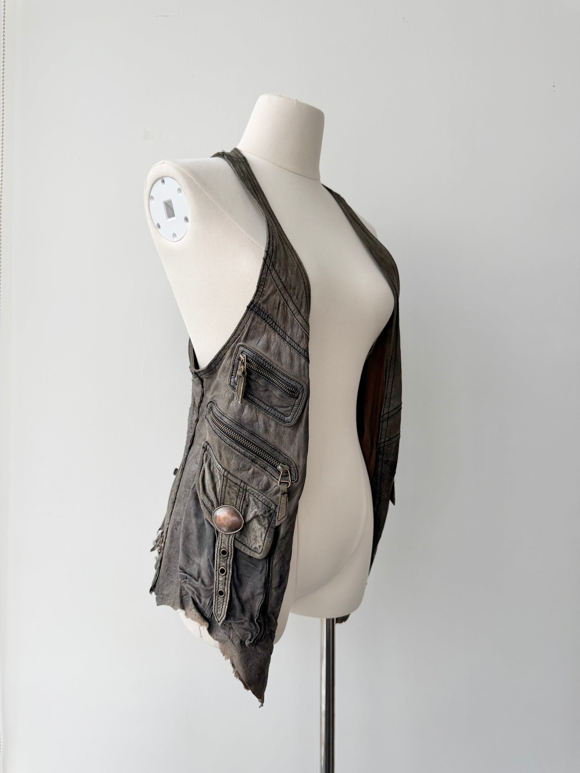 14TH ADDICTION CATORCE LEATHER UTILITY GILLET