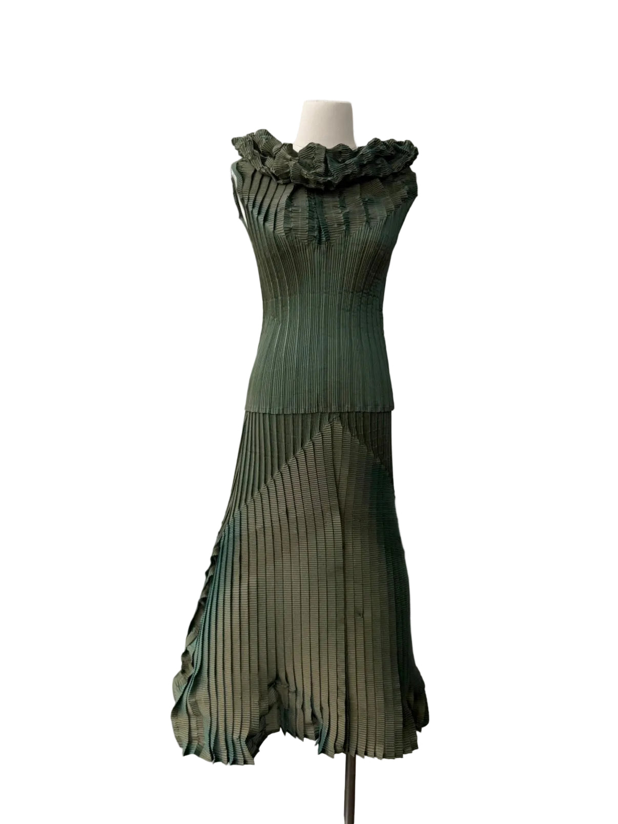 ISSEY MIYAKE FETE F/W 2008 IREDESCENT PLEATED SET