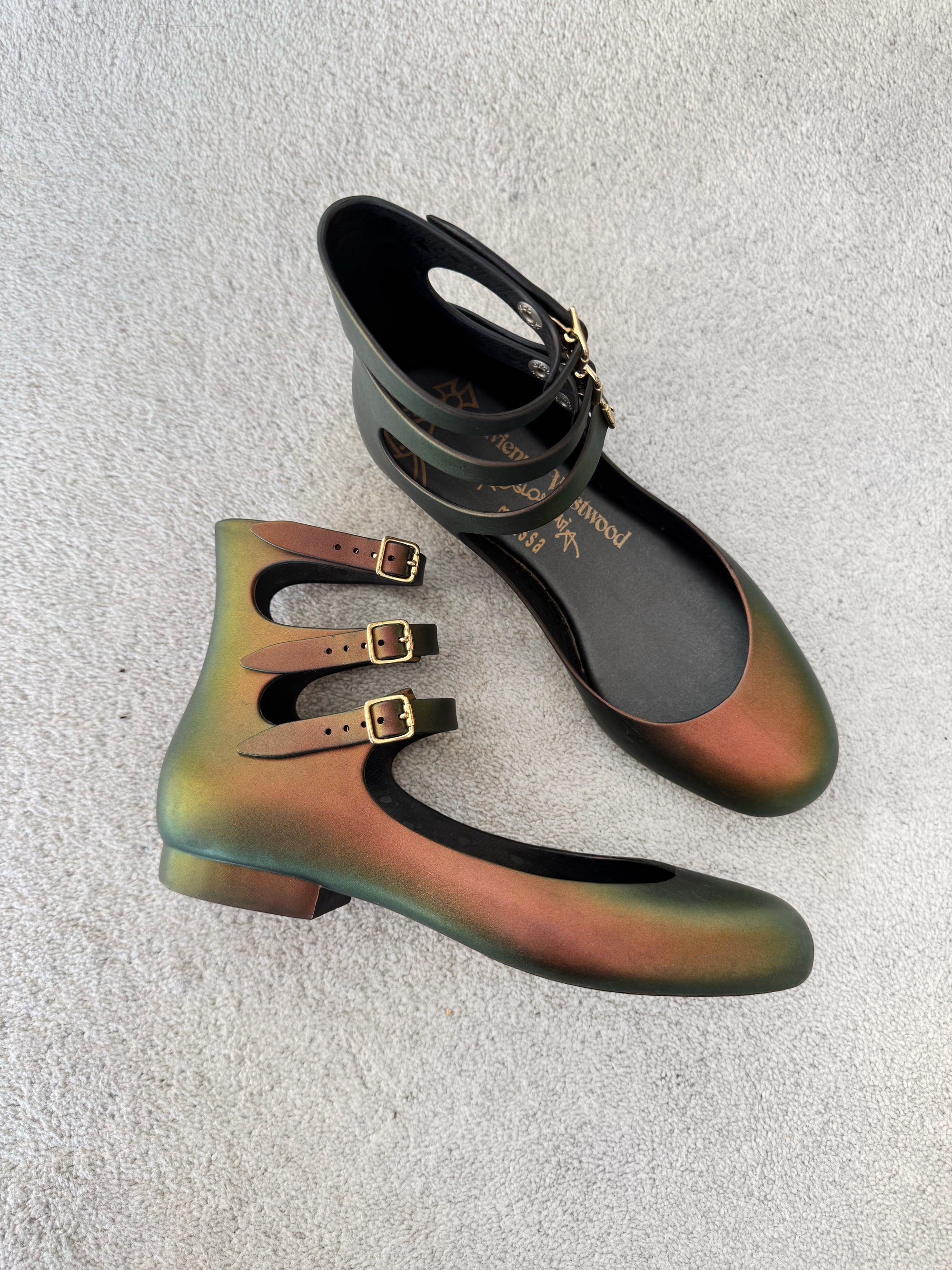 VIVIENNE WESTWOOD X MELISSA 00s IRIDESCENT BALLET FLATS