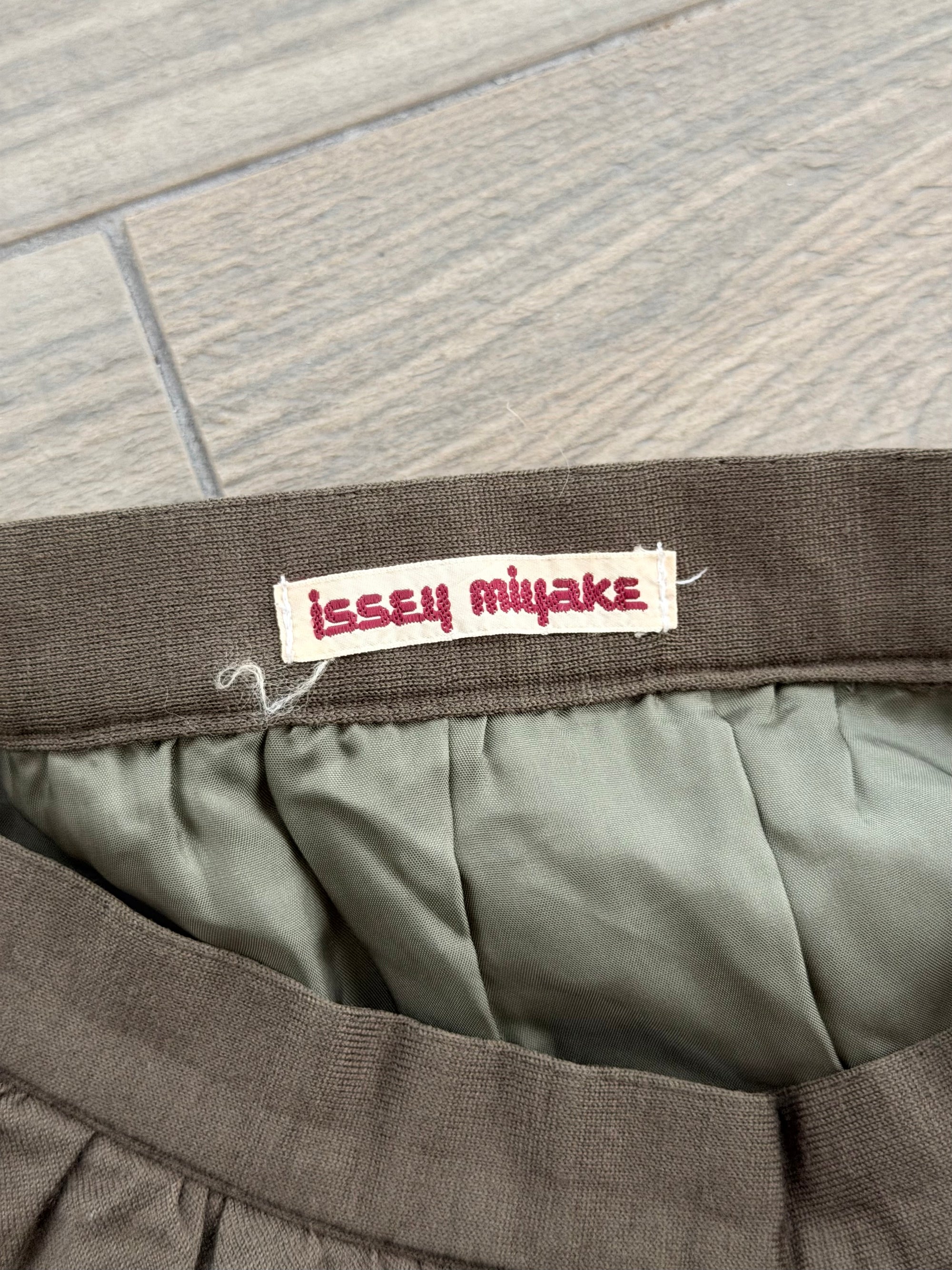 ISSEY MIYAKE 70s OLIVE ASYMMETRICAL MIDI SKIRT