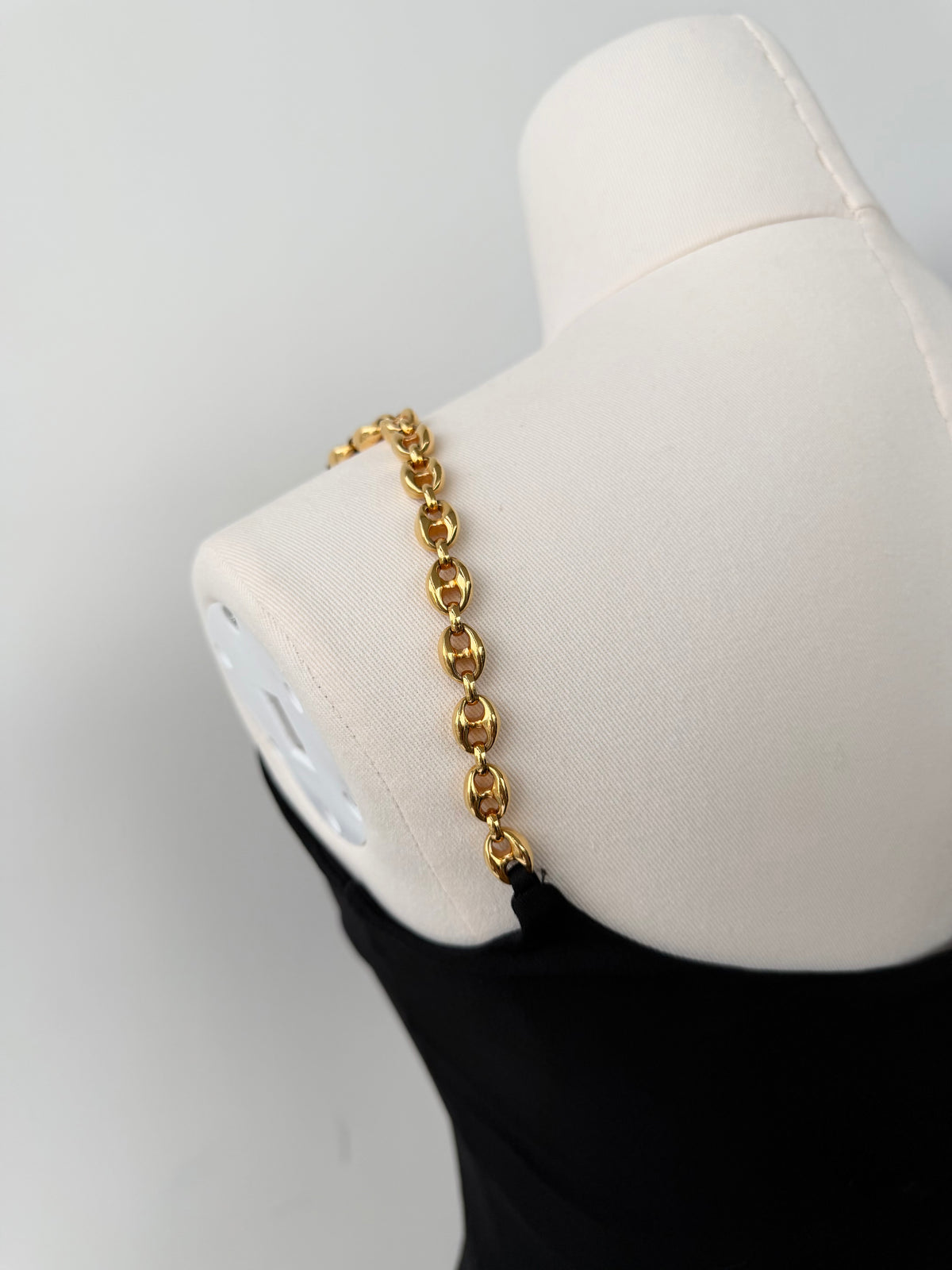 GUCCI BY TOM FORD S/S 2004 GOLD MARINA CHAIN CAMI TOP