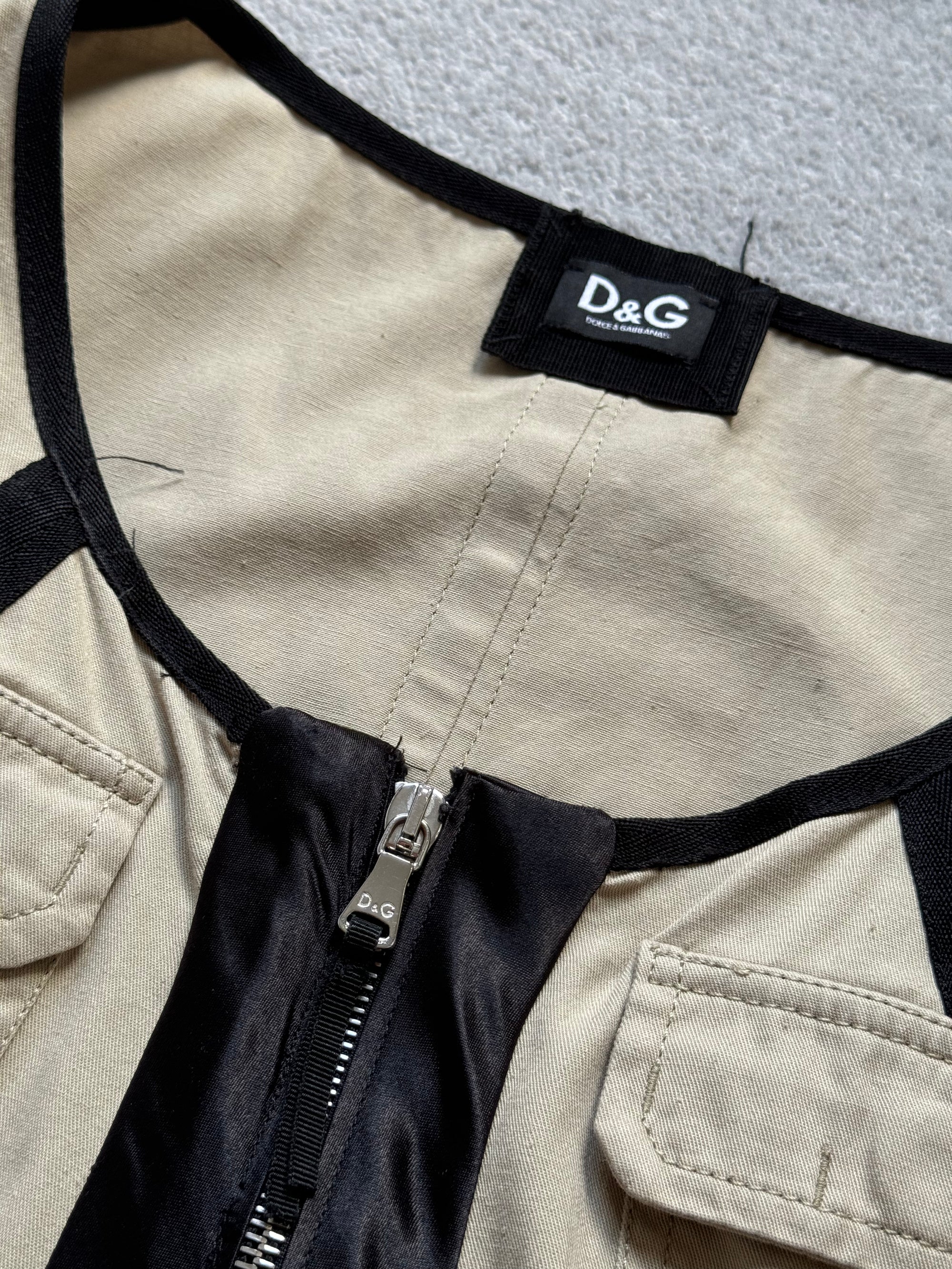 DOLCE AND GABBANA CARGO TOP WITH BELT