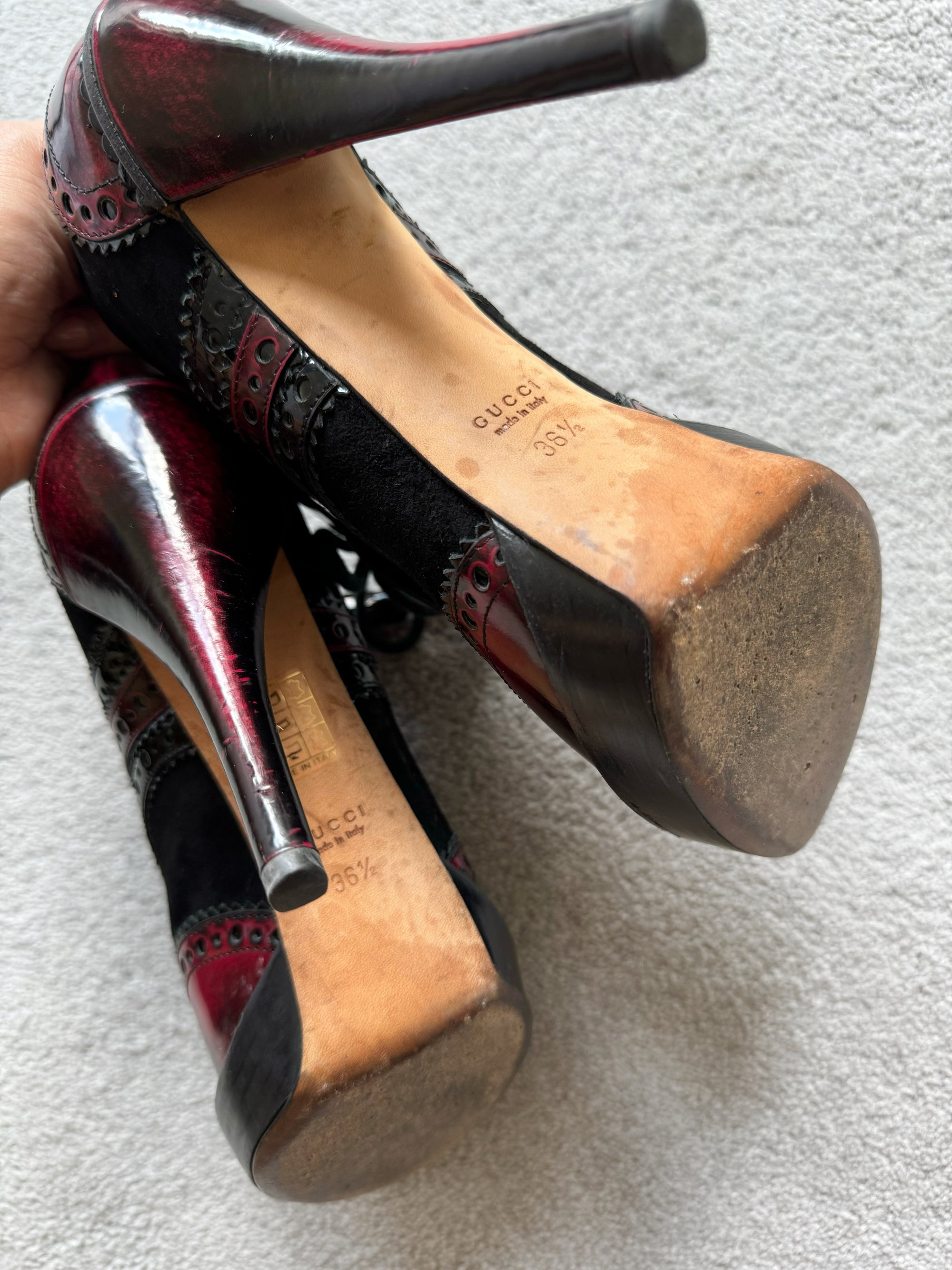 GUCCI WIMBLEDON BROGUE ANKLE HEELS